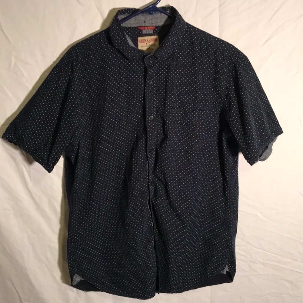 Short sleeve dress shirt